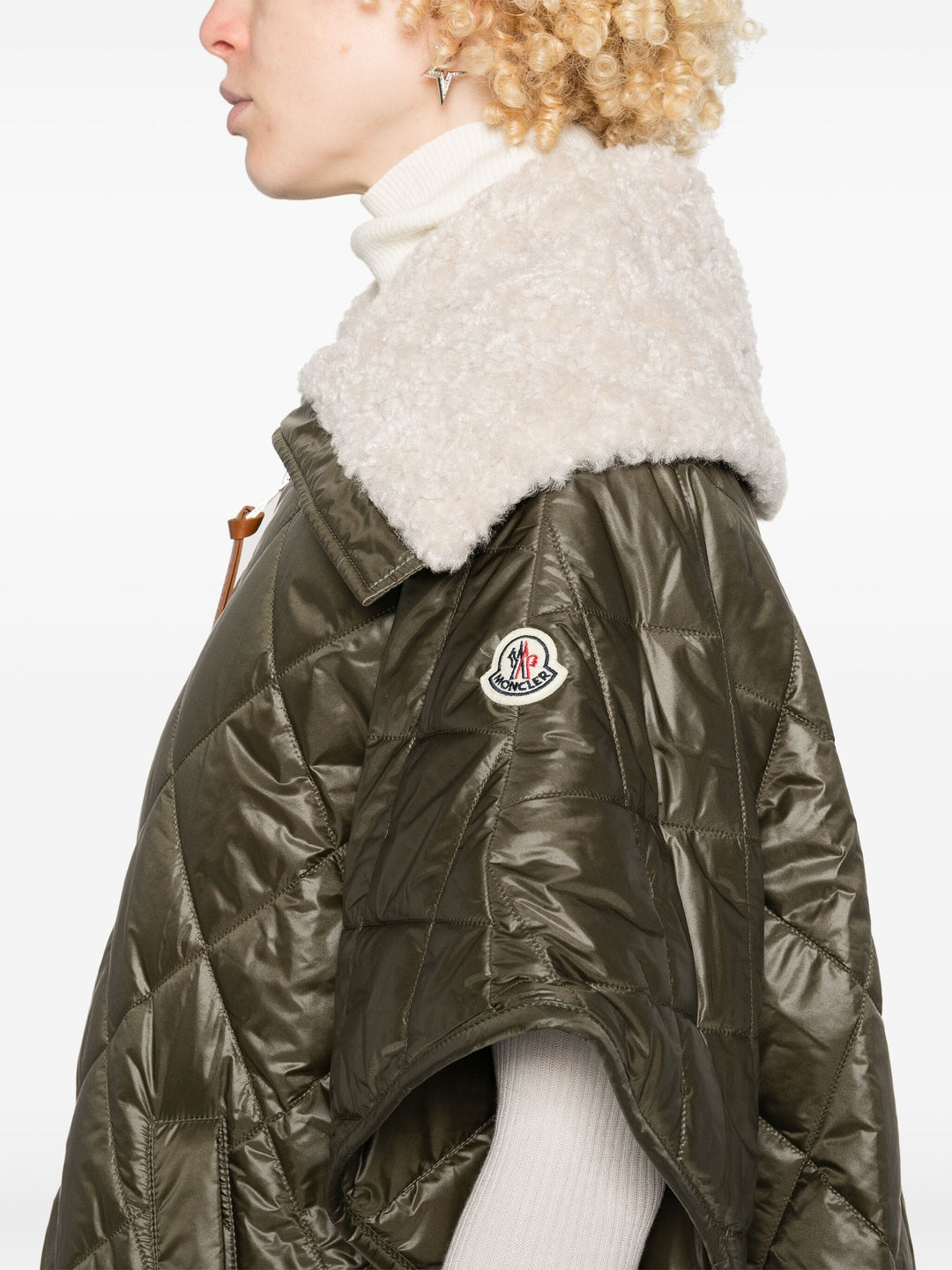 MONCLER - CAPE